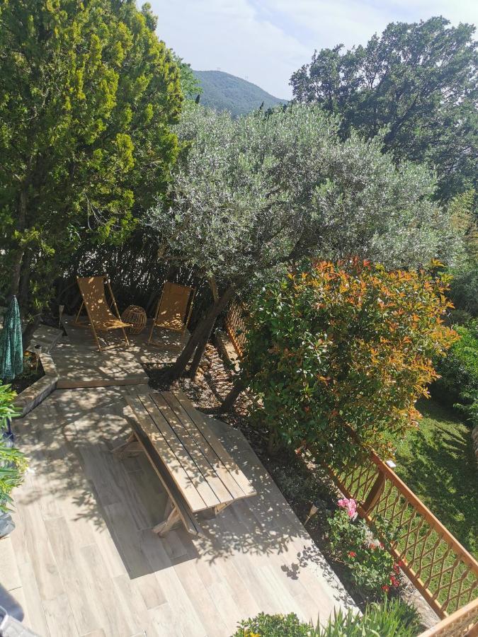 Guest House Casa Cassien Монтору Экстерьер фото
